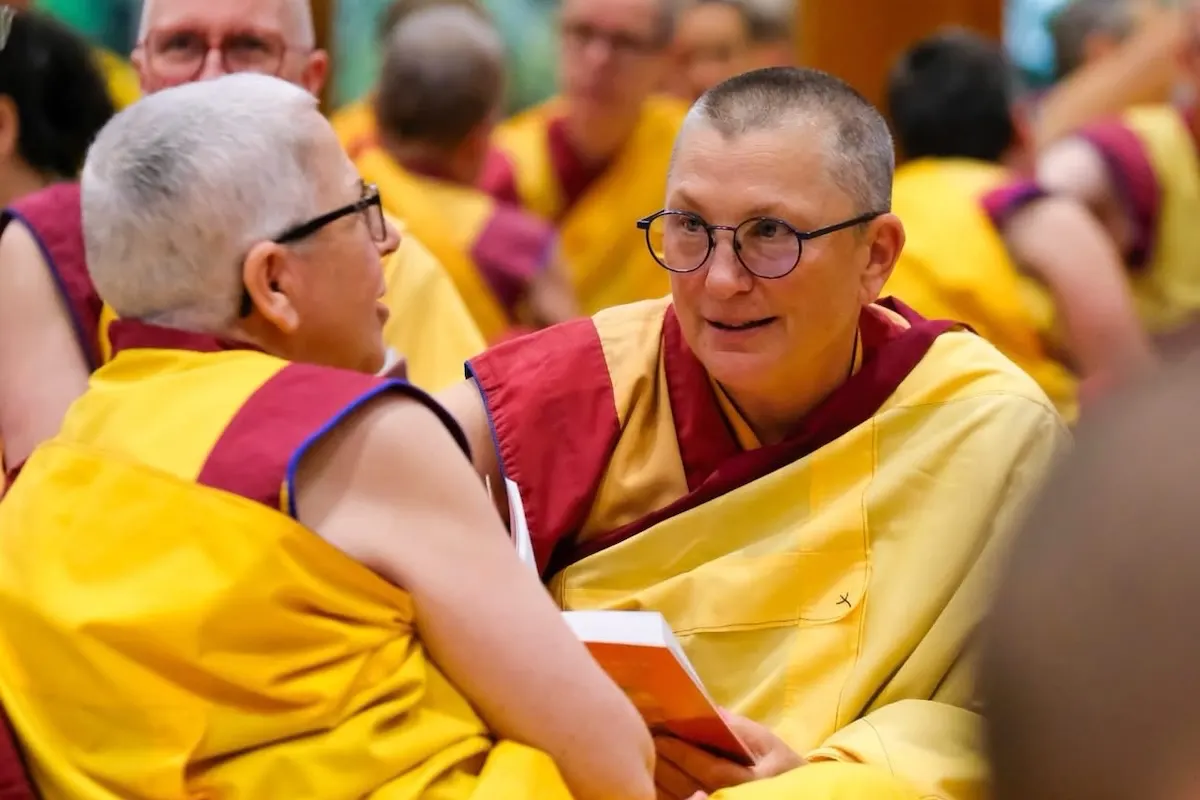 Buddhismus studieren Das Grundlagenprogramm ist ein buddh. Studienprogramm bestehend aus Lamrim, Lojong, Lorig und Vajrayana.