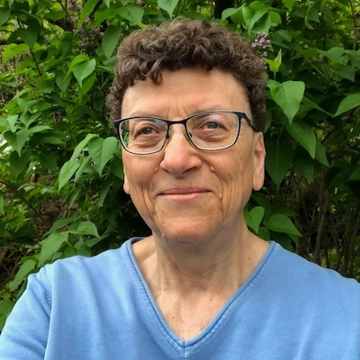 Buddhismus und Meditation – Lehrer-Team – Helen Portrait von Helen Maurer, Lehrerin am Kadampa Meditationszentrum Basel