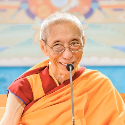 Ven Geshe Kelsang Gyatso Rinpoche Geshe Kelsang Gyatso Rinpoche - Gründer neuen Neuen Kadampa Tradition